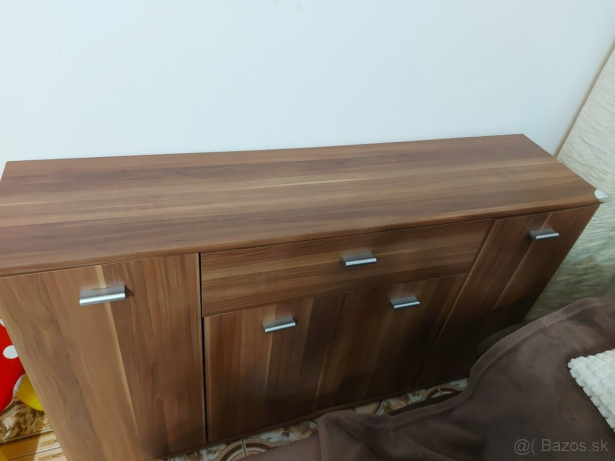 Predám KOMODU
