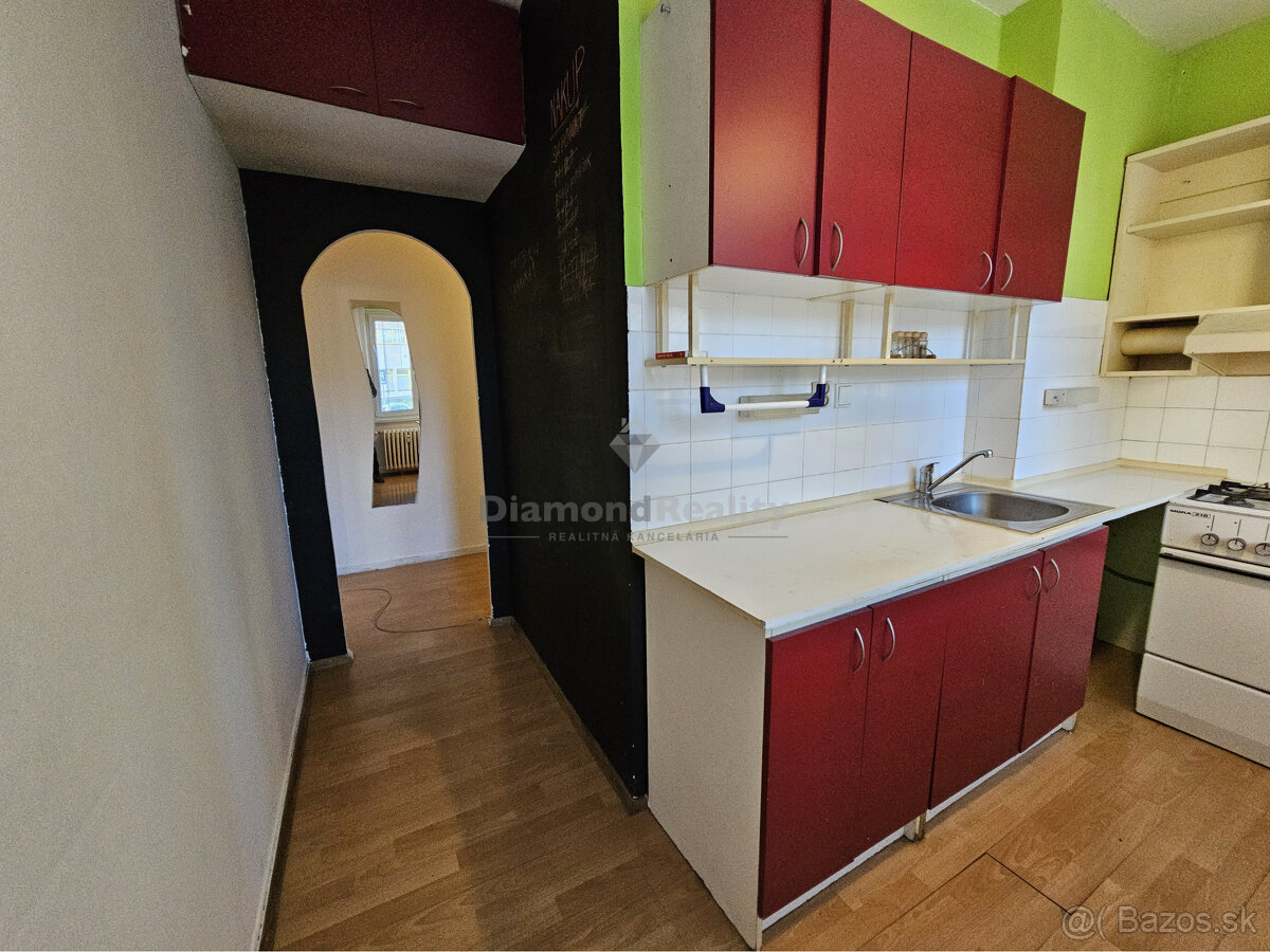 REZERVOVANÉ Na predaj 1 izbový byt, Košice - Západ, Bernolák