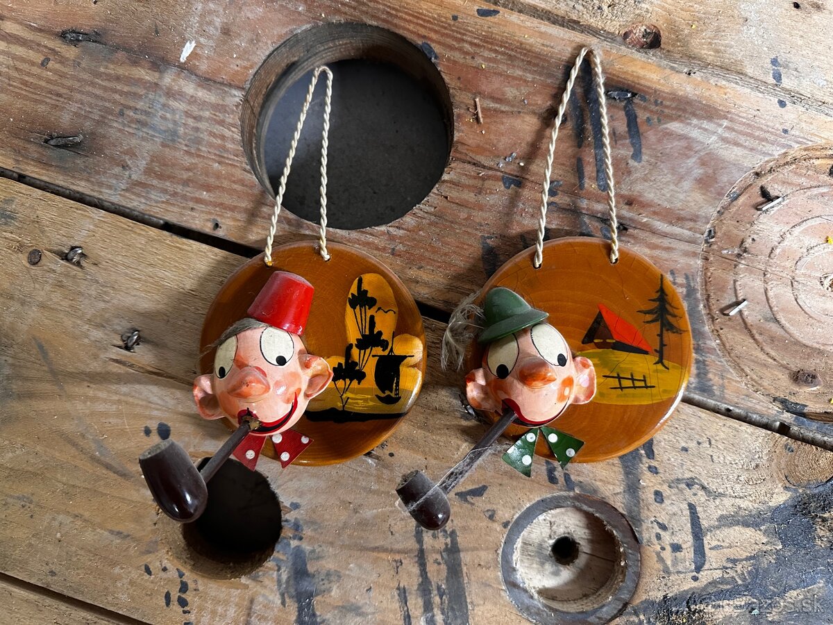 😂 Vtipný vintage pár nástenných dekorácií