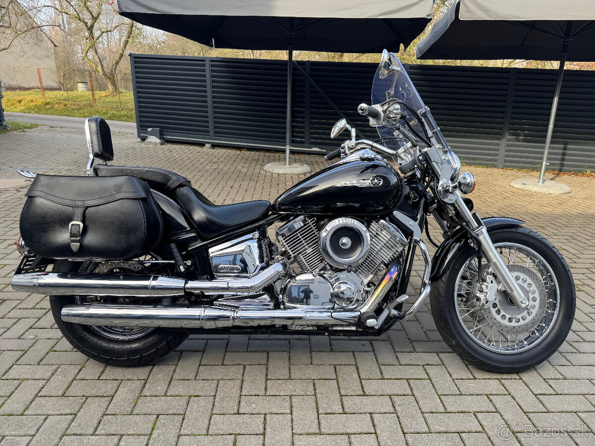 Yamaha XVS 1100 Dragstar černý