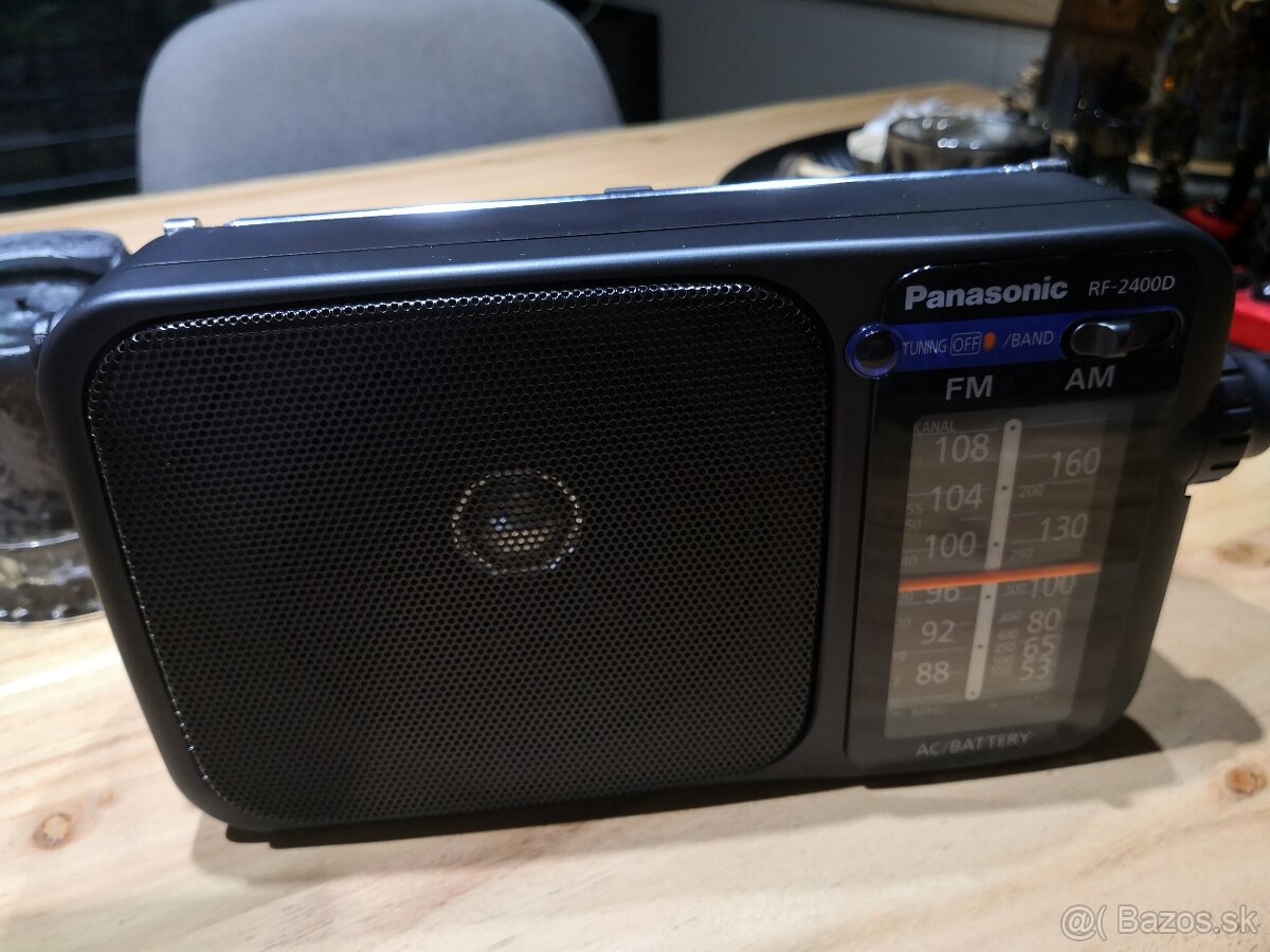 Rádio Panasonic-RF2400D
