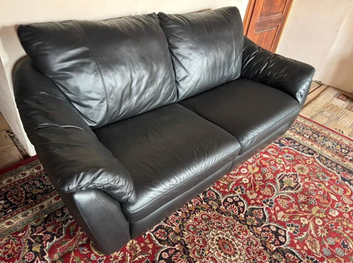 Černá kožená sedačka,5843