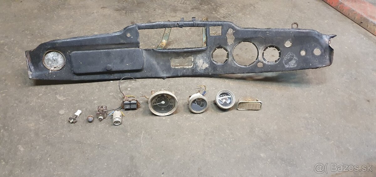 Predám diely Škoda 1202