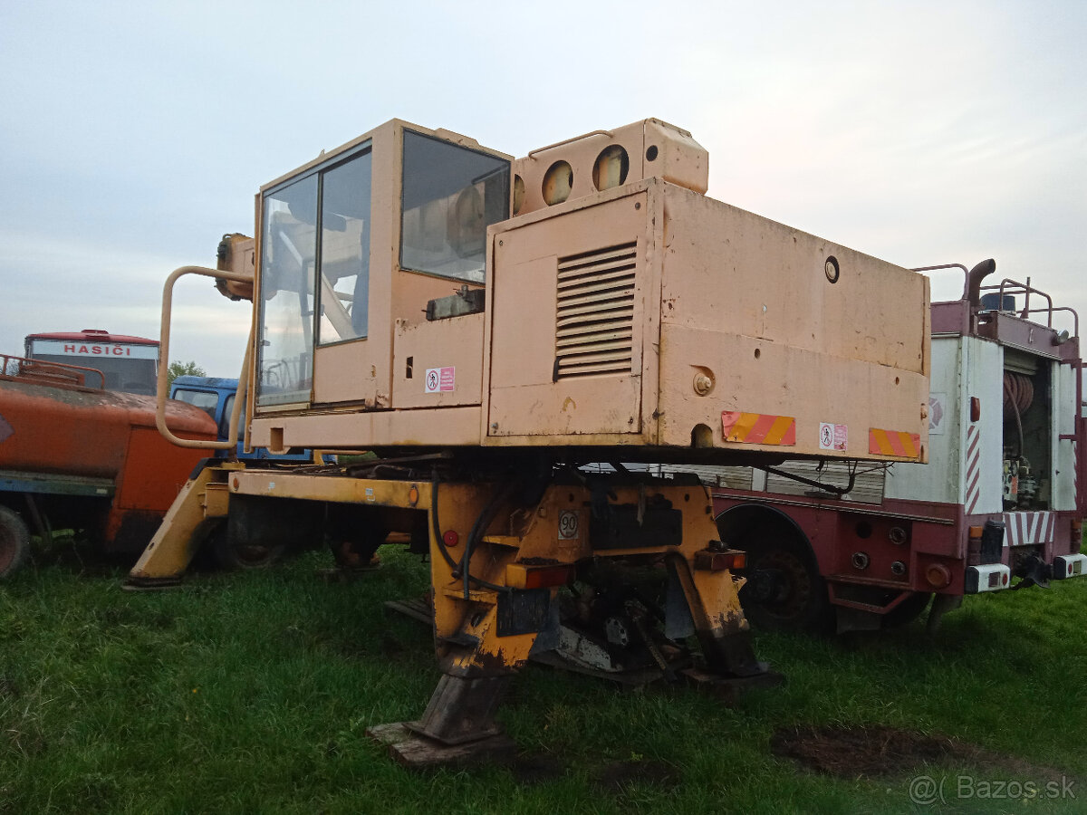 TATRA UDS NA NAHRADNE DIELY