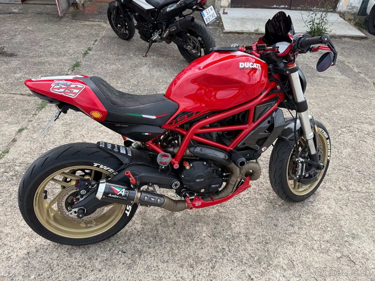 Ducati Monster 797+