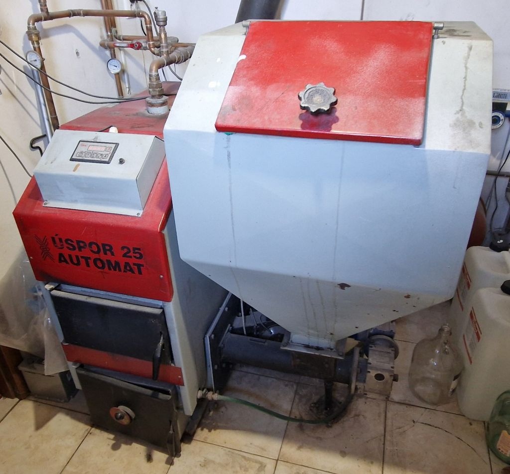 Kotol na ekohrášok a pelety 25kW