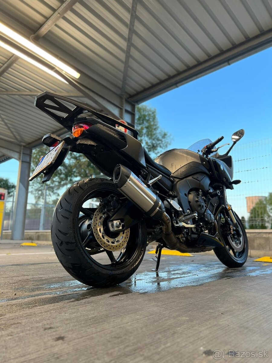 Yamaha Fazer 8