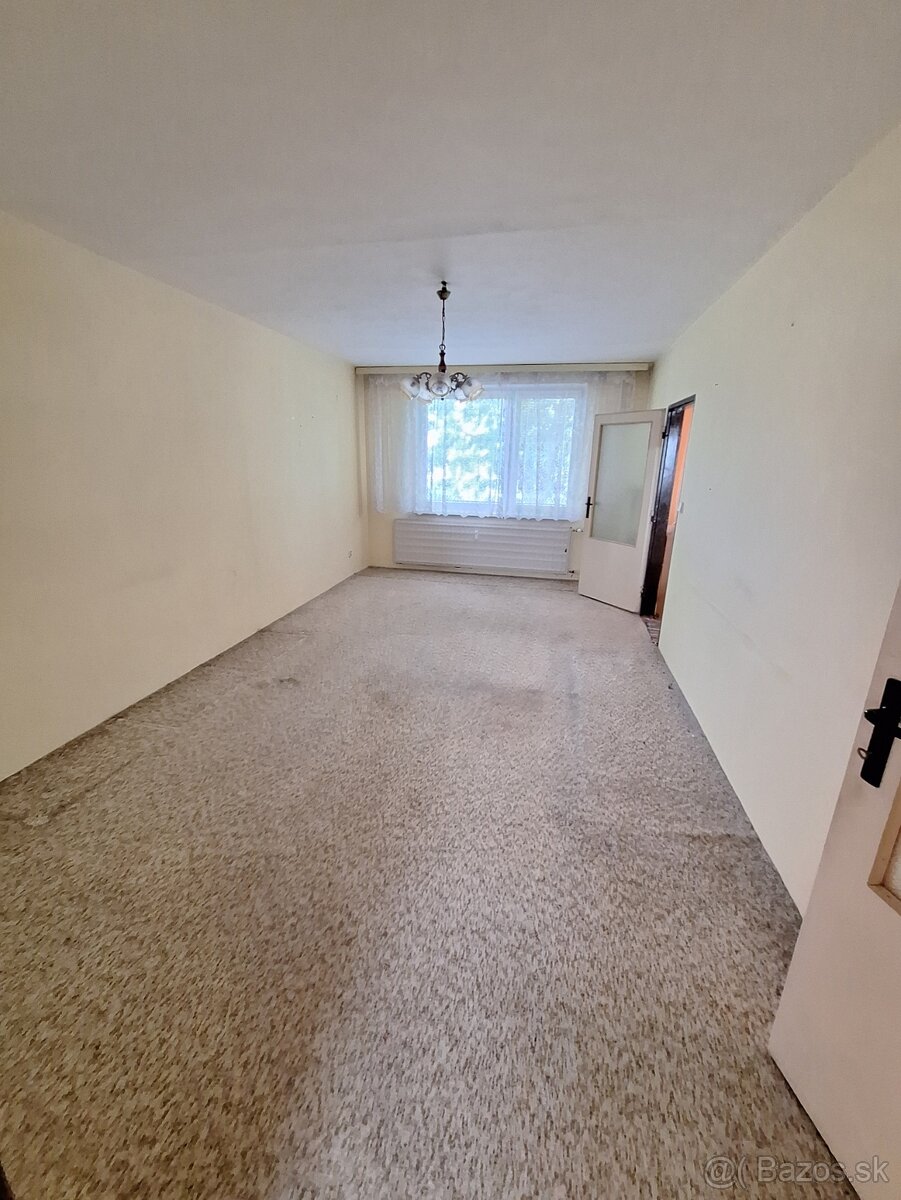 Predám 3 izbový byt Nitra Chrenová