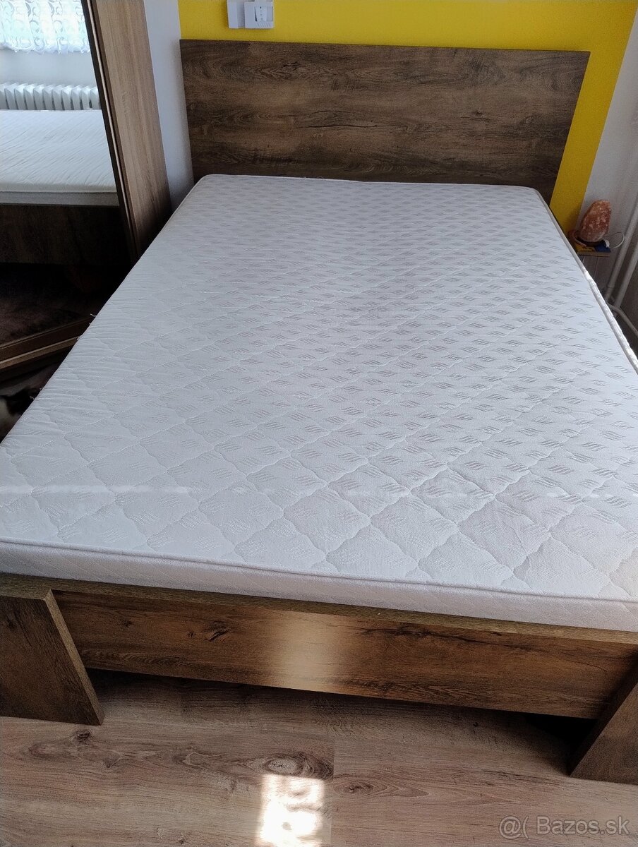 Posteľ 140x200