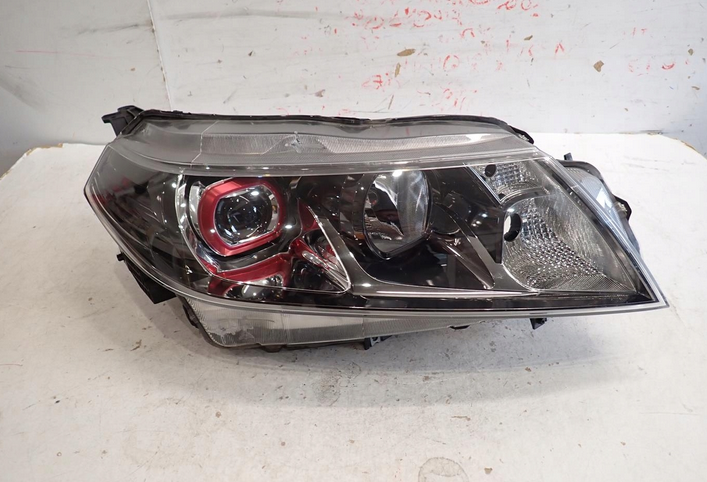Suzuki Vitara III 3 2015- pravé predné svetlo Full Led