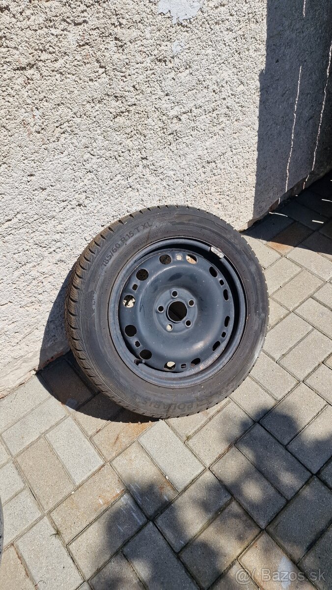 Barum Polaris 5 185/60 R15 T XL zimné
