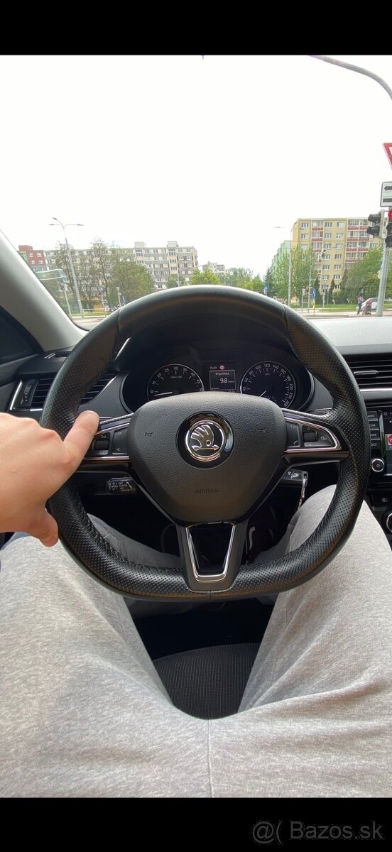 Kúpim volant Octavia 3 (2013)