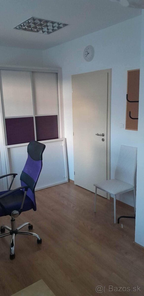 kancelária ČSA 27, BB