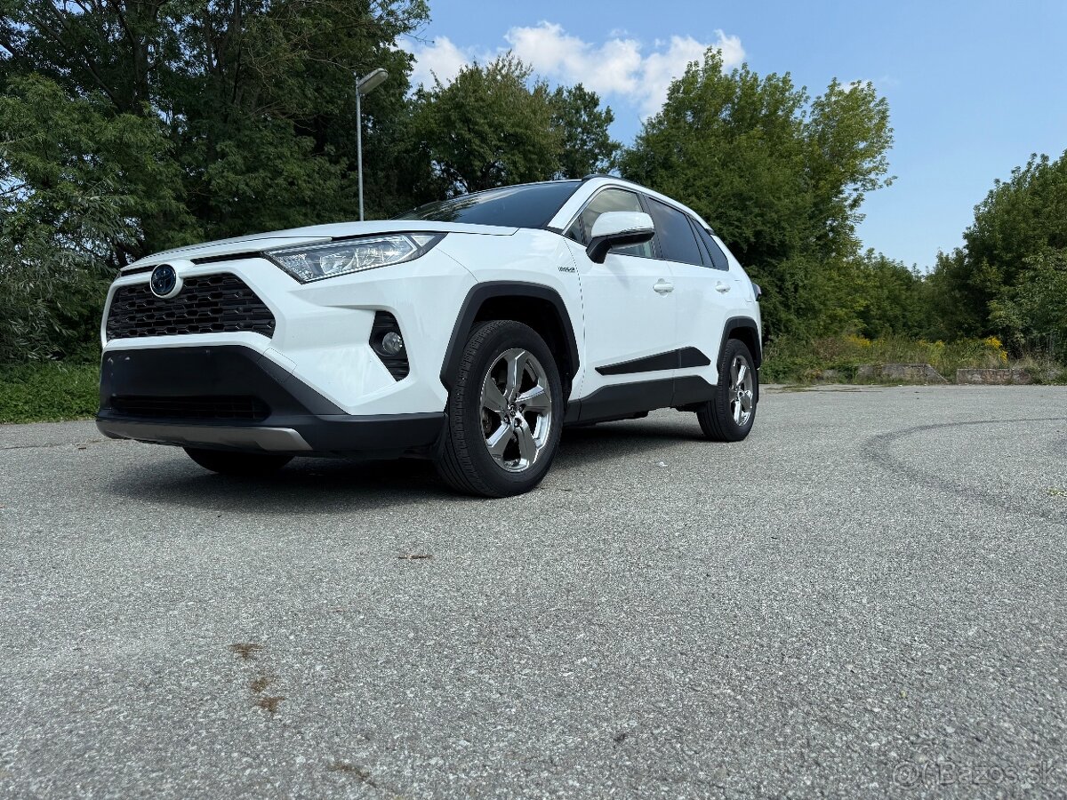 TOYOTA RAV4 Hybrid FWD