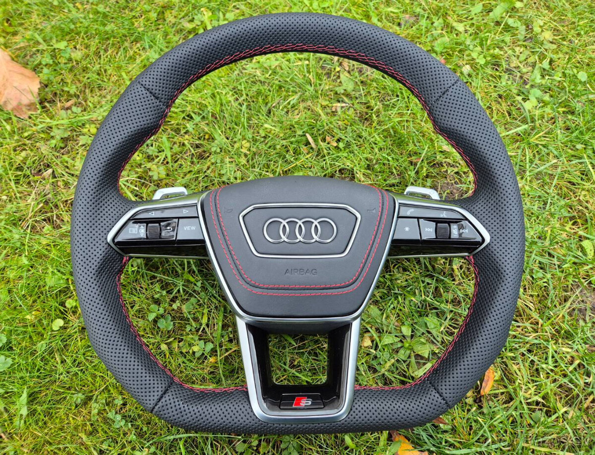 AUDI A6 A7 4K A8 D5 E-TRON SPORTOVY VOLANT - vyhrievany