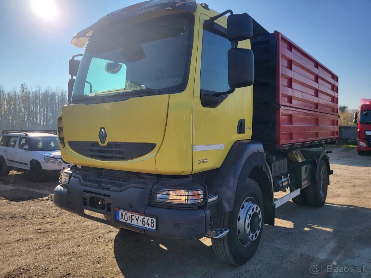 RENAULT MIDLUM 300 DXI 3S 4X4