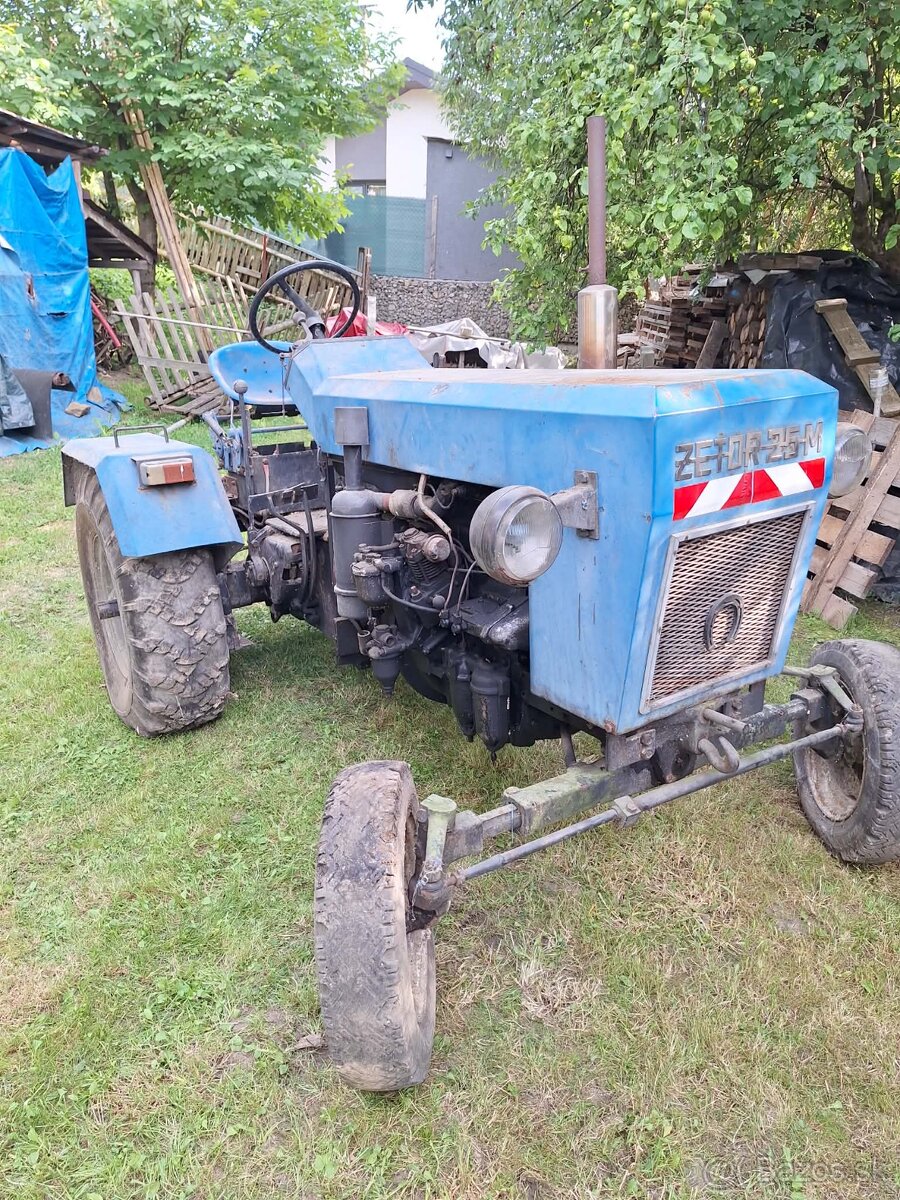 Zetor 25