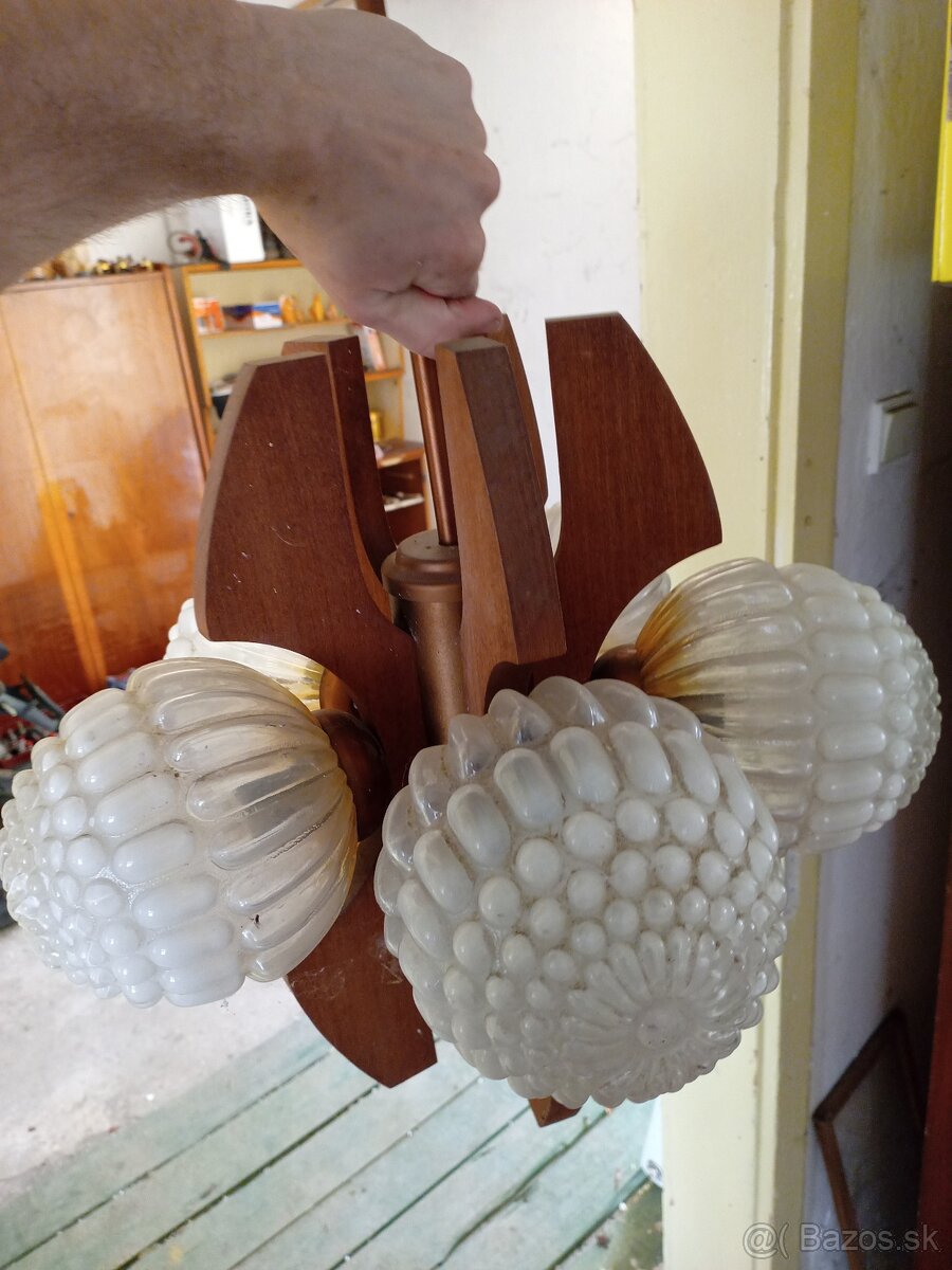 Stará lampa