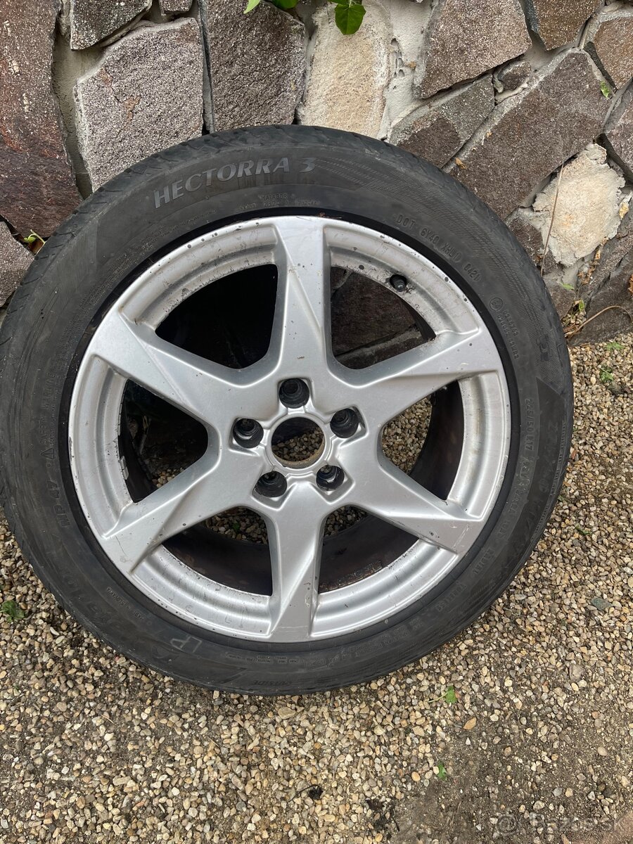 R17