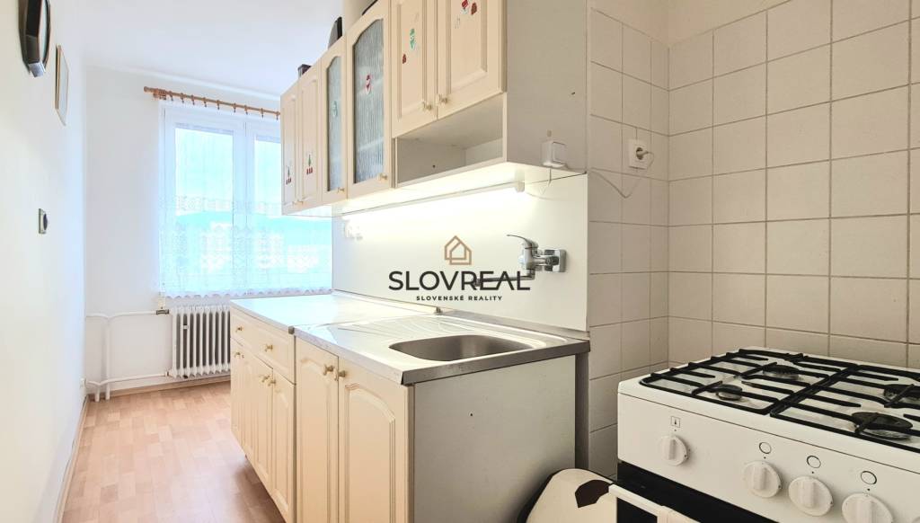 SLOVREAL-Predaj 2 izbový byt Zvolen-Zlatý potok