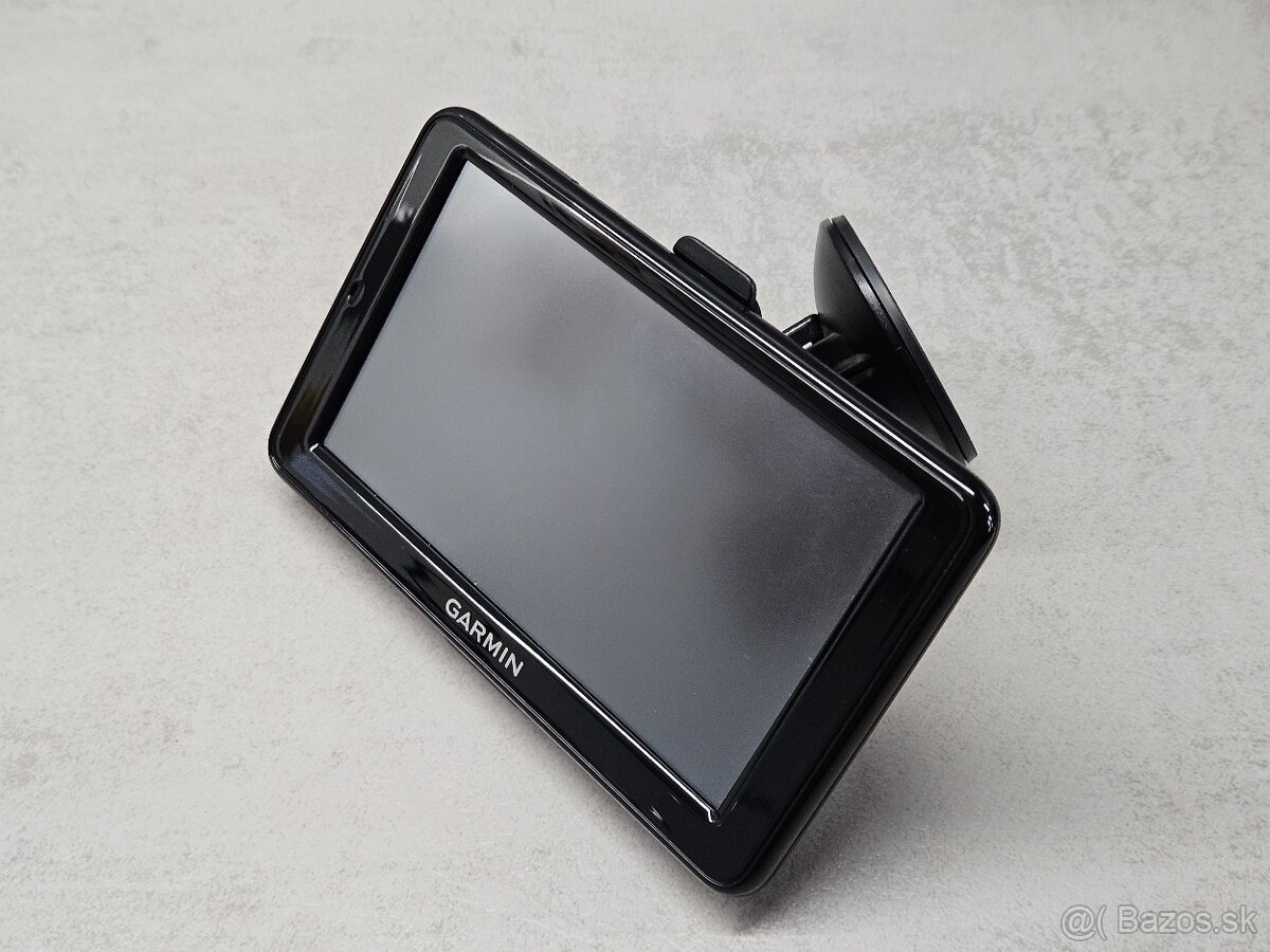 GPS Navigácia Garmin Nuvi 2595LMT + doživotné mapy