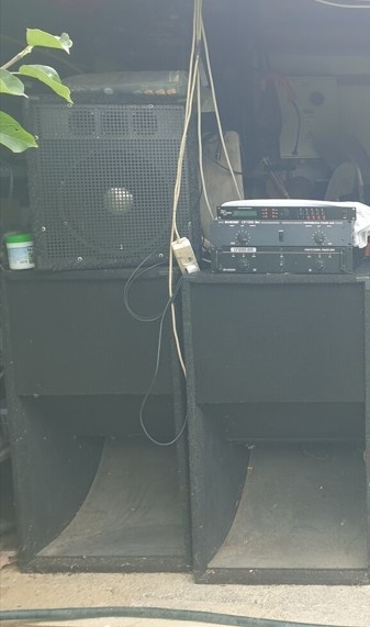 Predám zostavu BASS Celestion + satelity 2x1000W