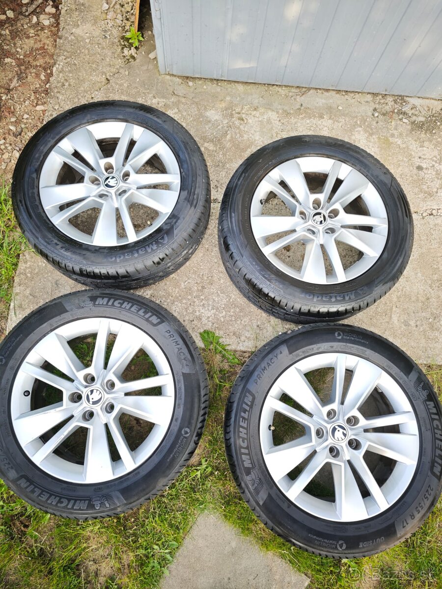 Disky Škoda + pneu 5x112 225/55 R17 Letné