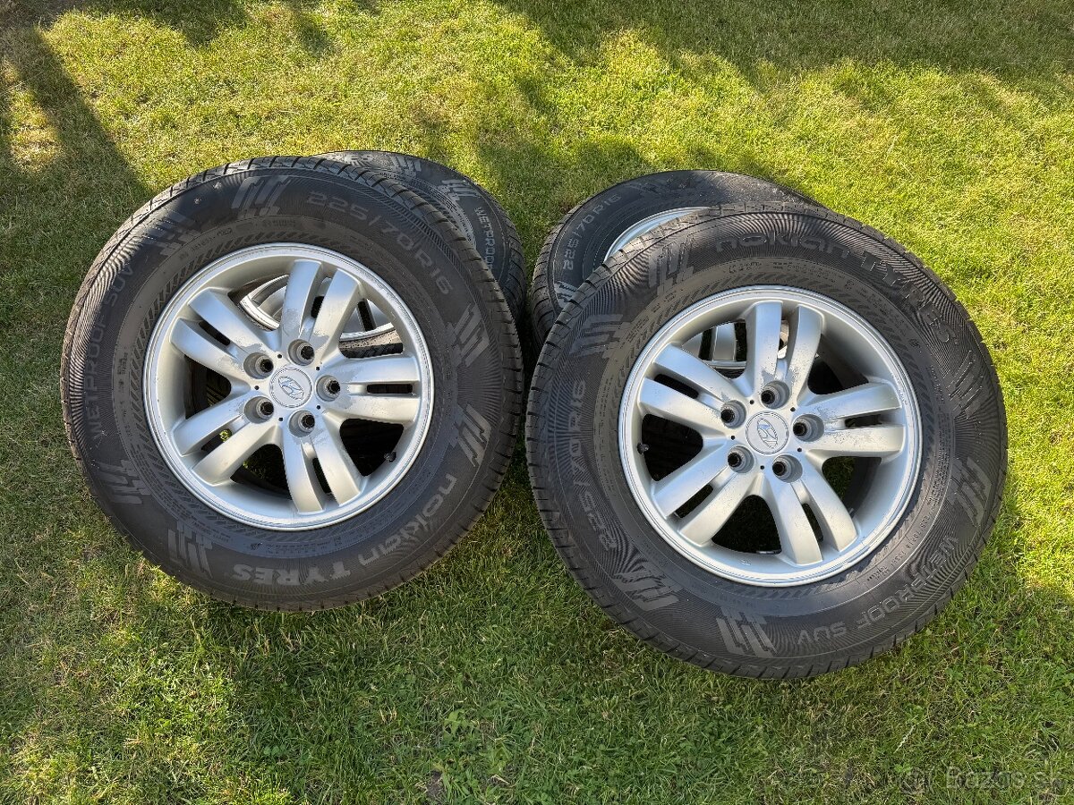 Originál Hyundai 16" 5x114,3 + letné gumy 225/70 R16 103H
