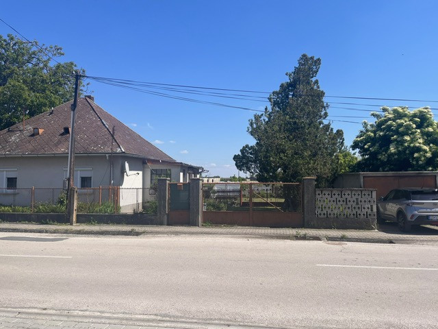 Rodinný dom na úžasnom pozemku.