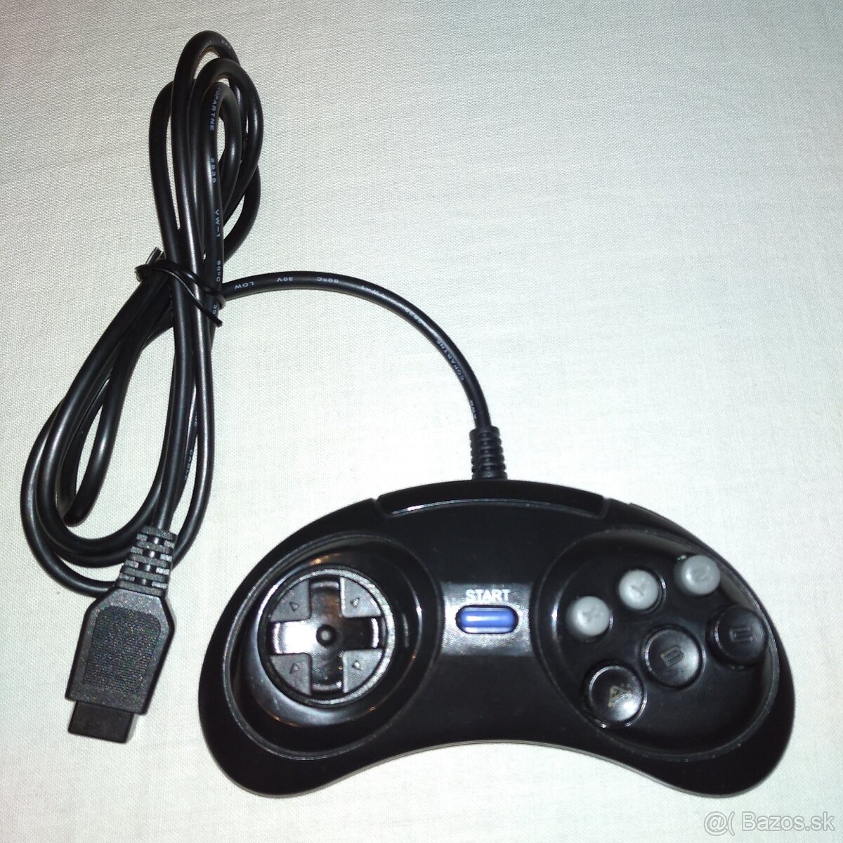 Joypad pre 8/16bit pocitace