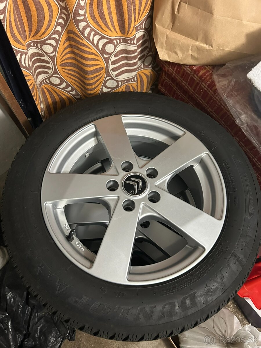 Zimne pneu. Dunlop + disk Dezent TD 16" 4ks.