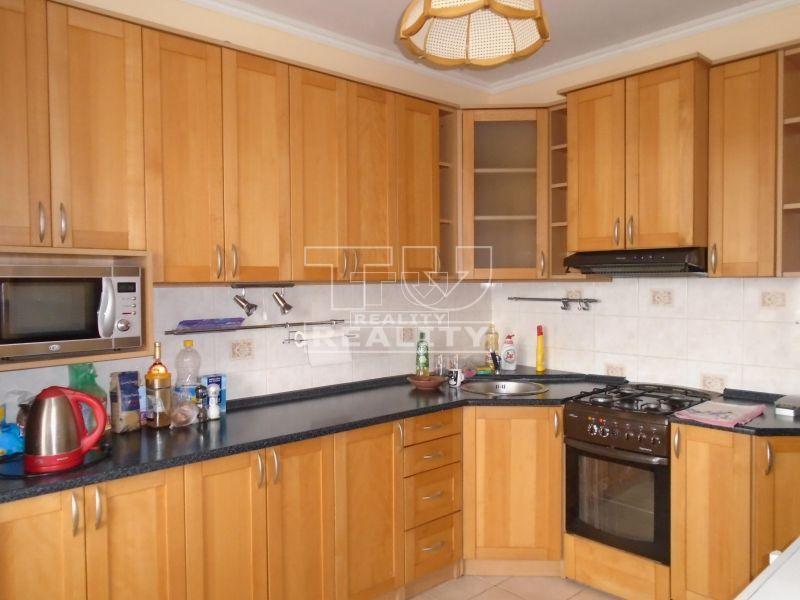 Predaj 3i bytu na sídlisku Sásová - 70 m2