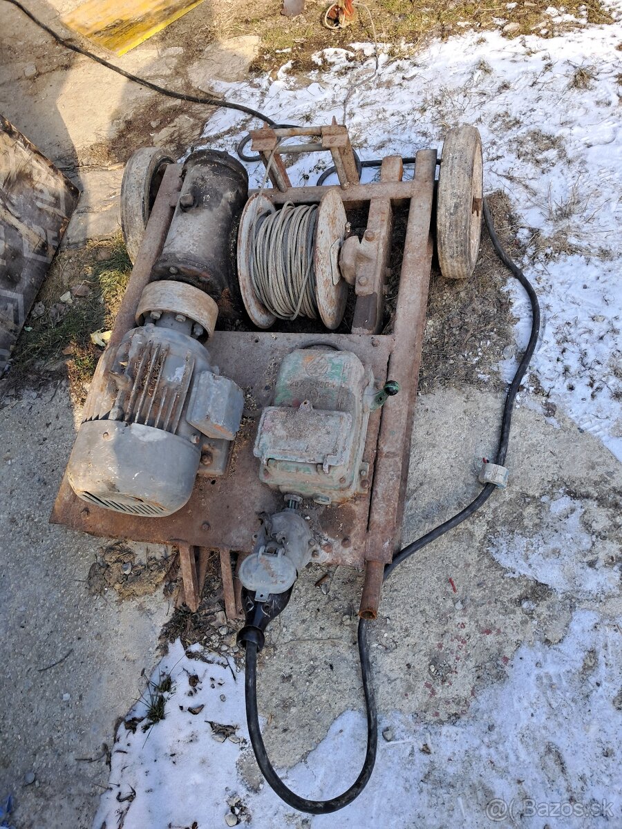 Vratok navijak na stavbu dielna