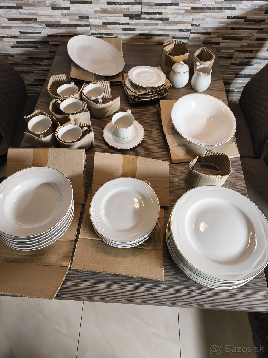 Nova jedálenská súprava