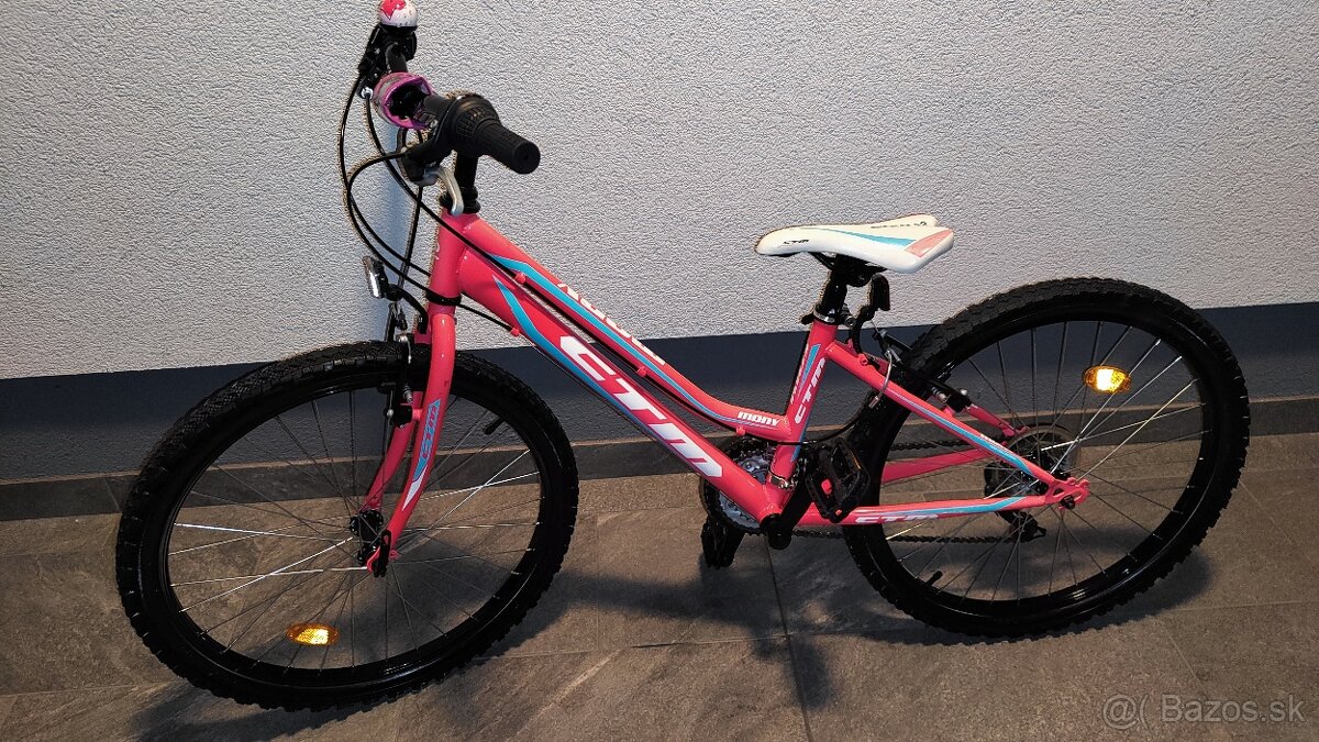 Dievčenský CTM MONY 24