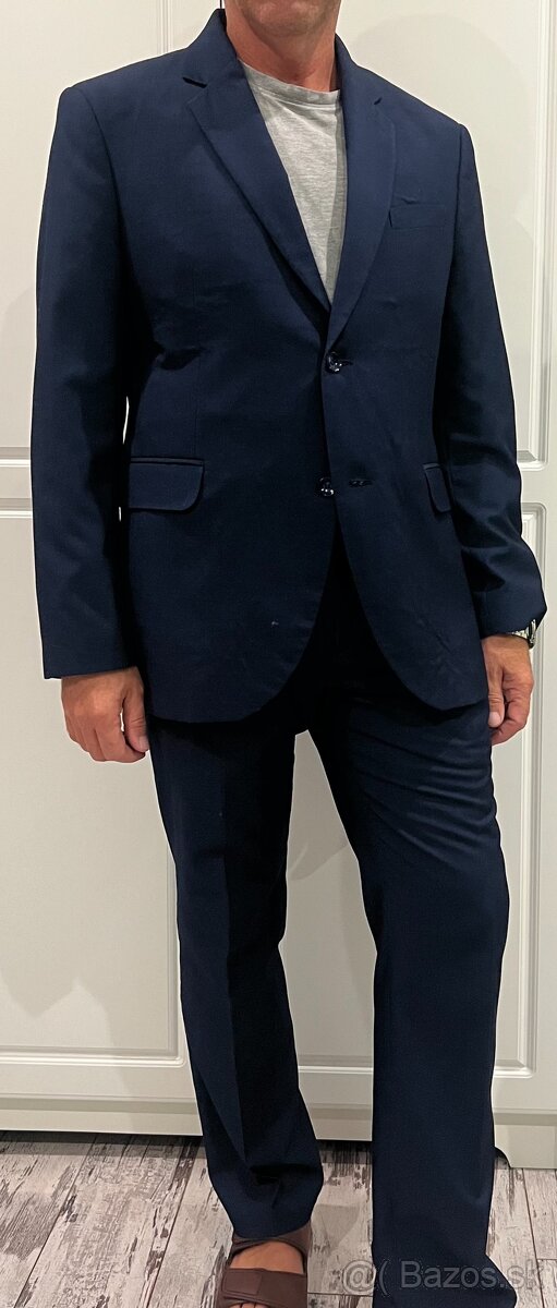 Pánsky modrý oblek veľkosť 46