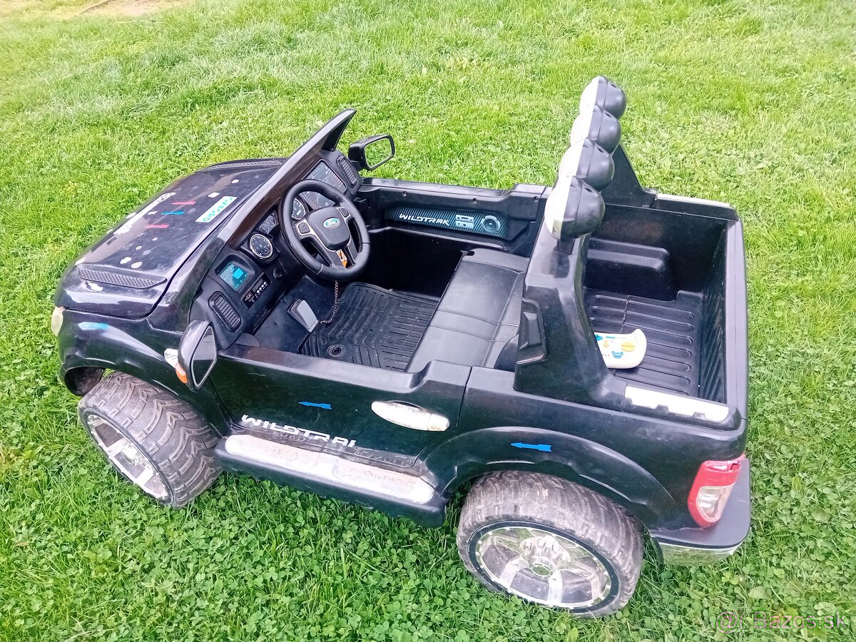Elektrické autičko Ford Renger