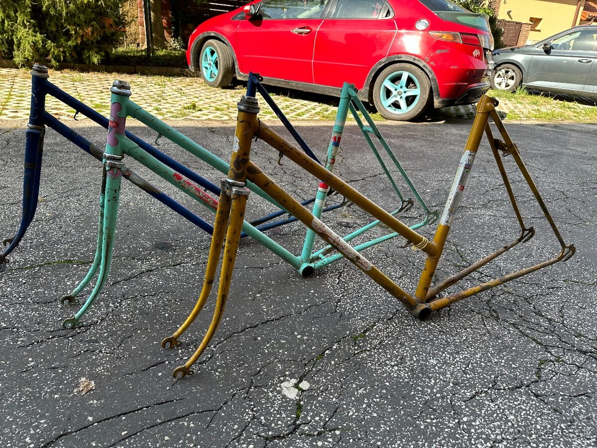 Favorit dámske rámy na bicykel