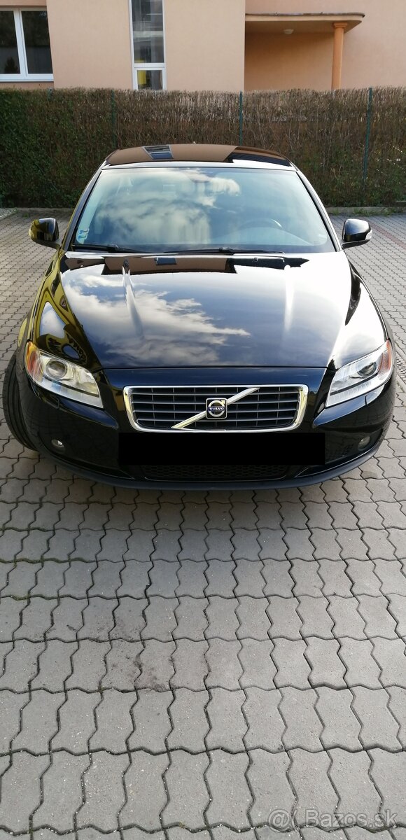 Predám Volvo S80 r.v. 2007 D5 5-valec