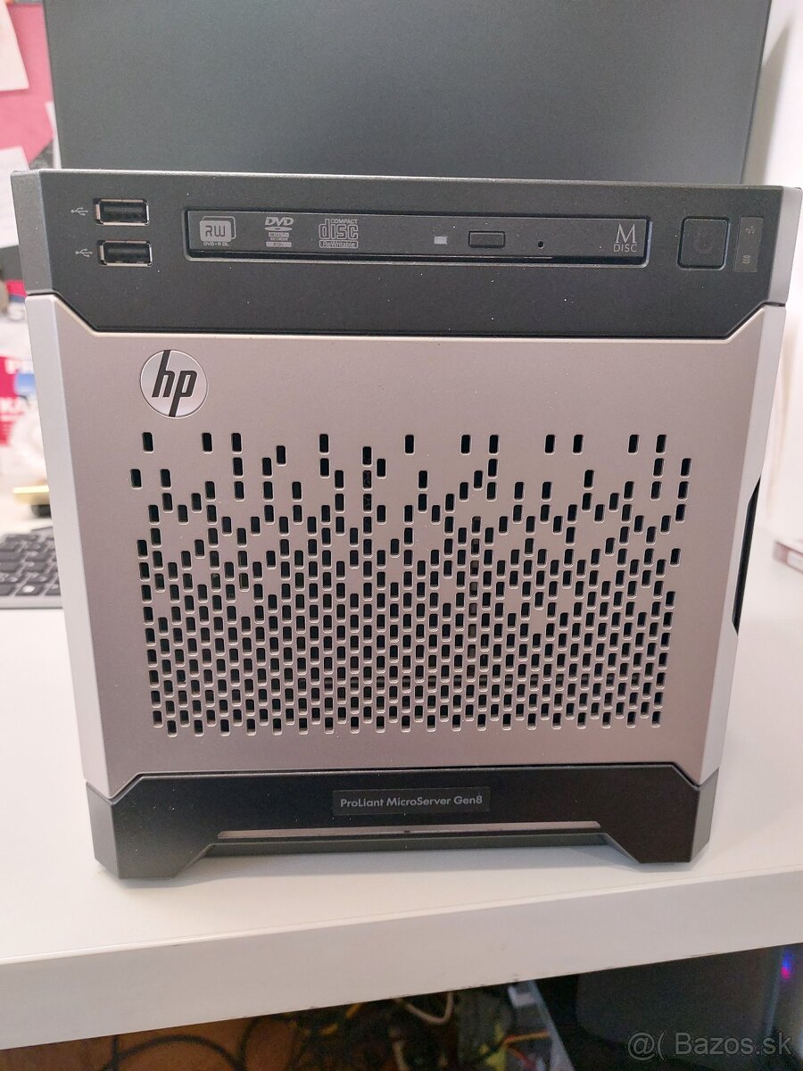 HP Proliant Gen 8 microserver