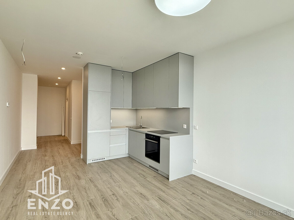 BEZ PROVÍZIE: PRENÁJOM - 1-izbový apartmán v rezidenčnom pro
