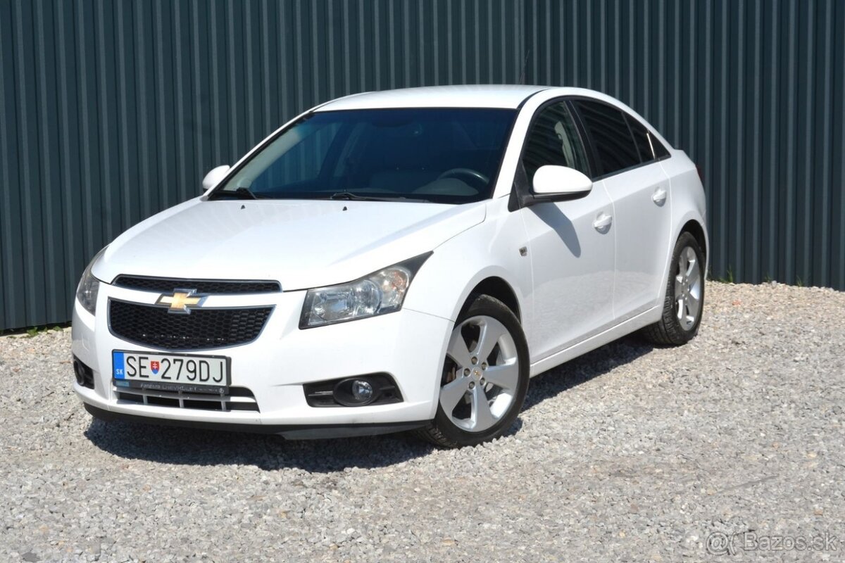 Chevrolet Cruze 1.8 SR voz, Automat