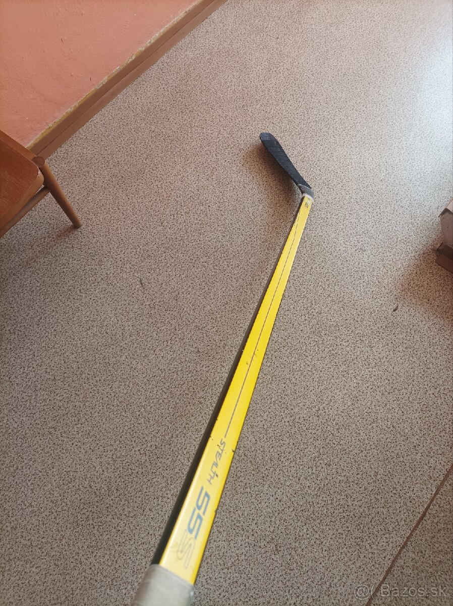 Easton hokejka