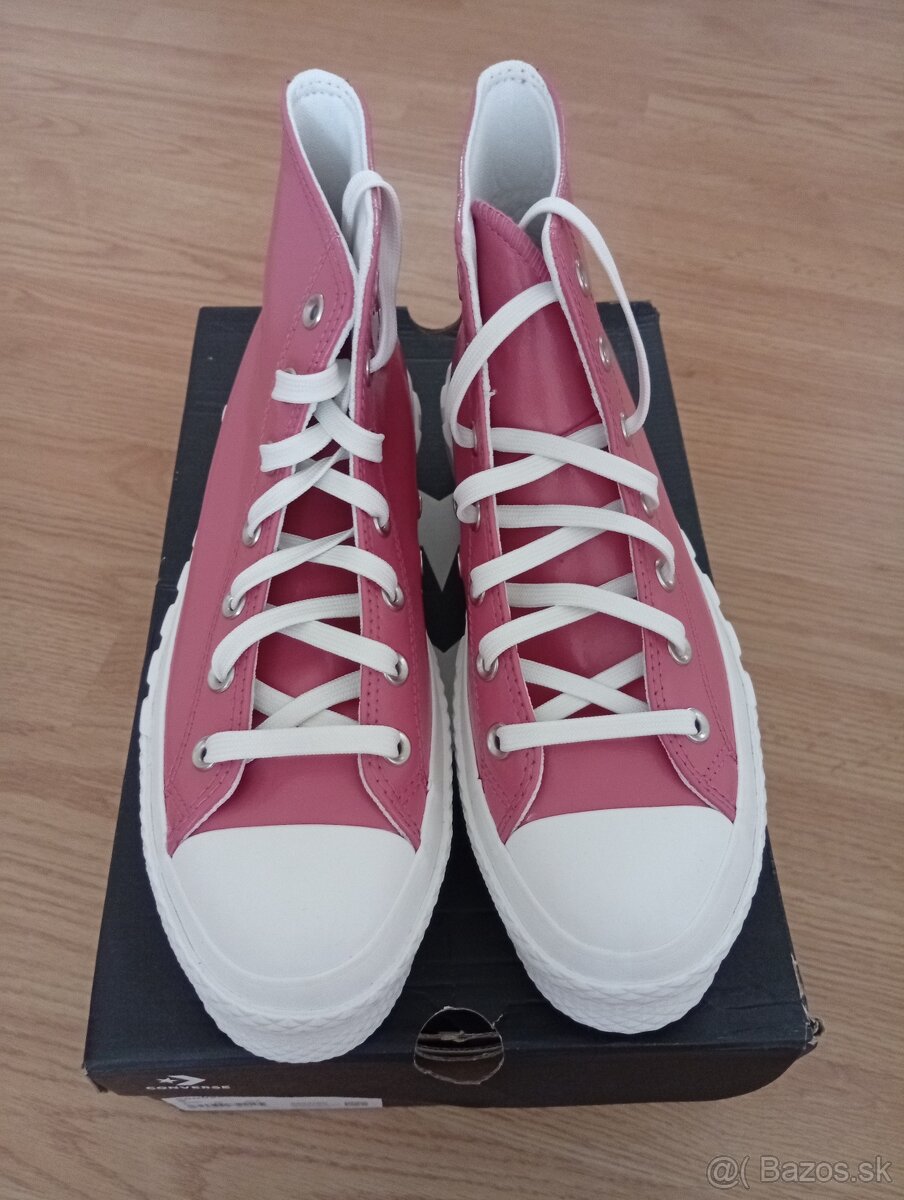 Dámske tenisky na platforme Converse