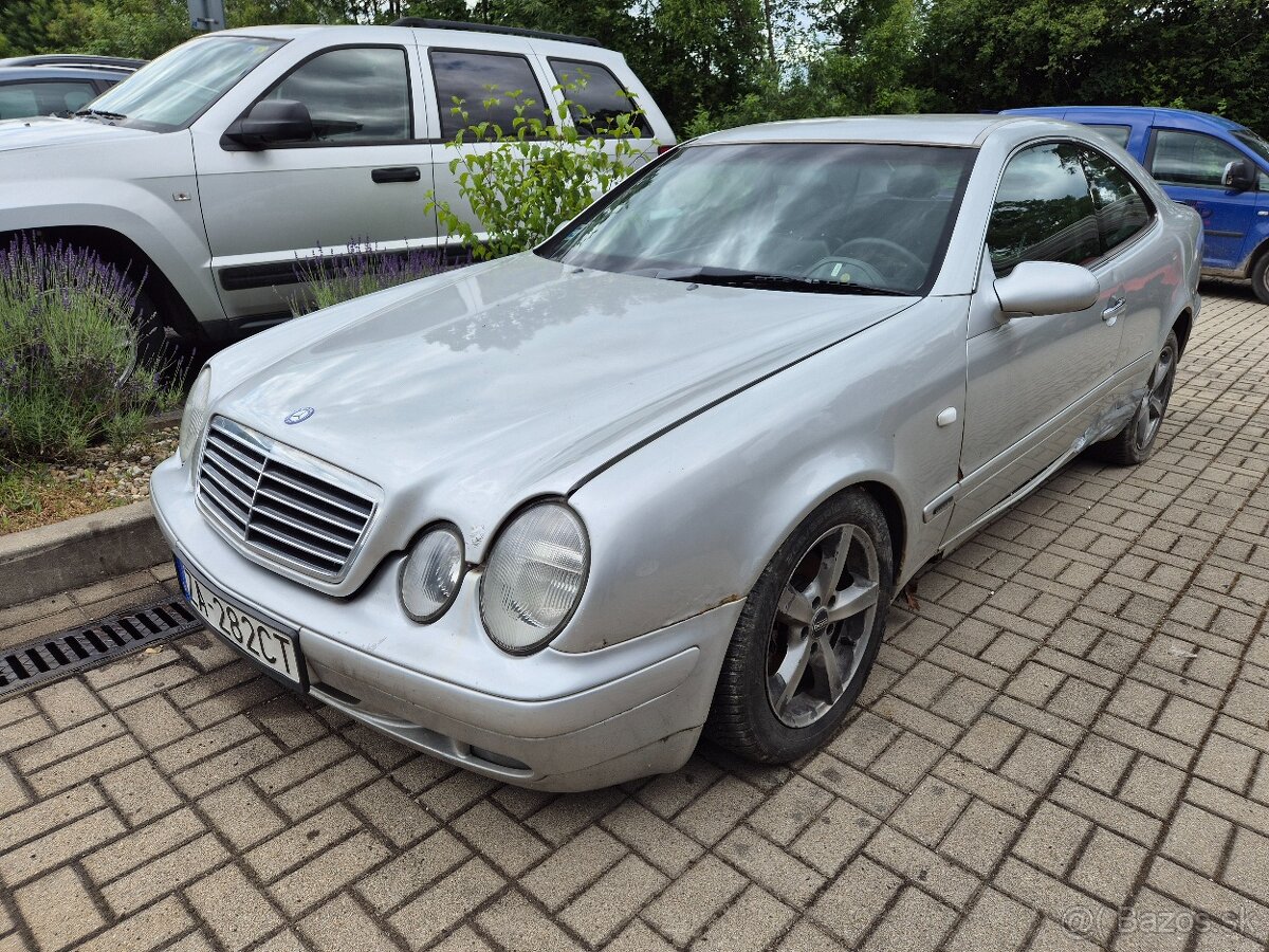 Mercedes CLK rozpredam na diely