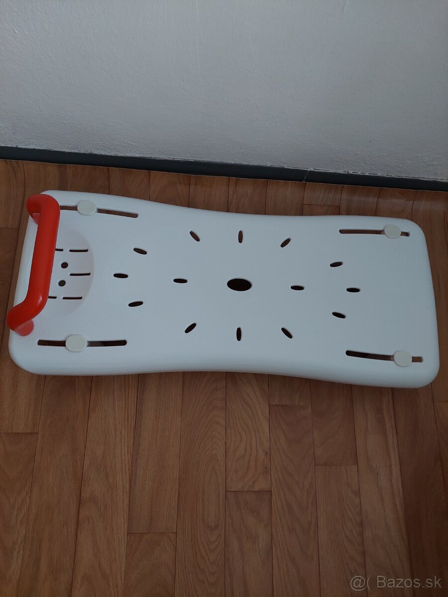 Sedačka na vaňu s rukoväťou