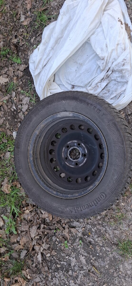 Predám zimné pneumatiky Continetal 195/65 R15