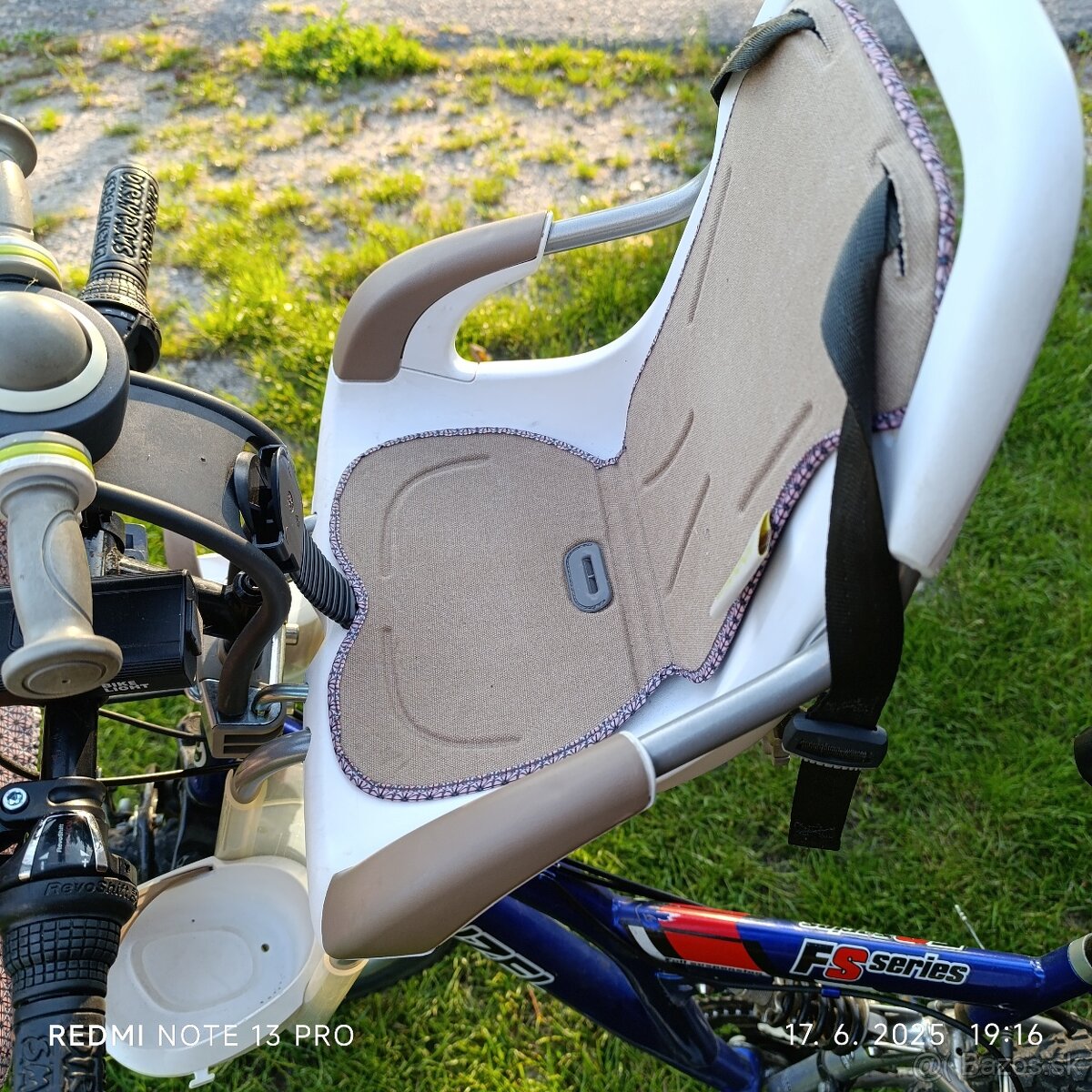 Detská sedačka na. bicykel