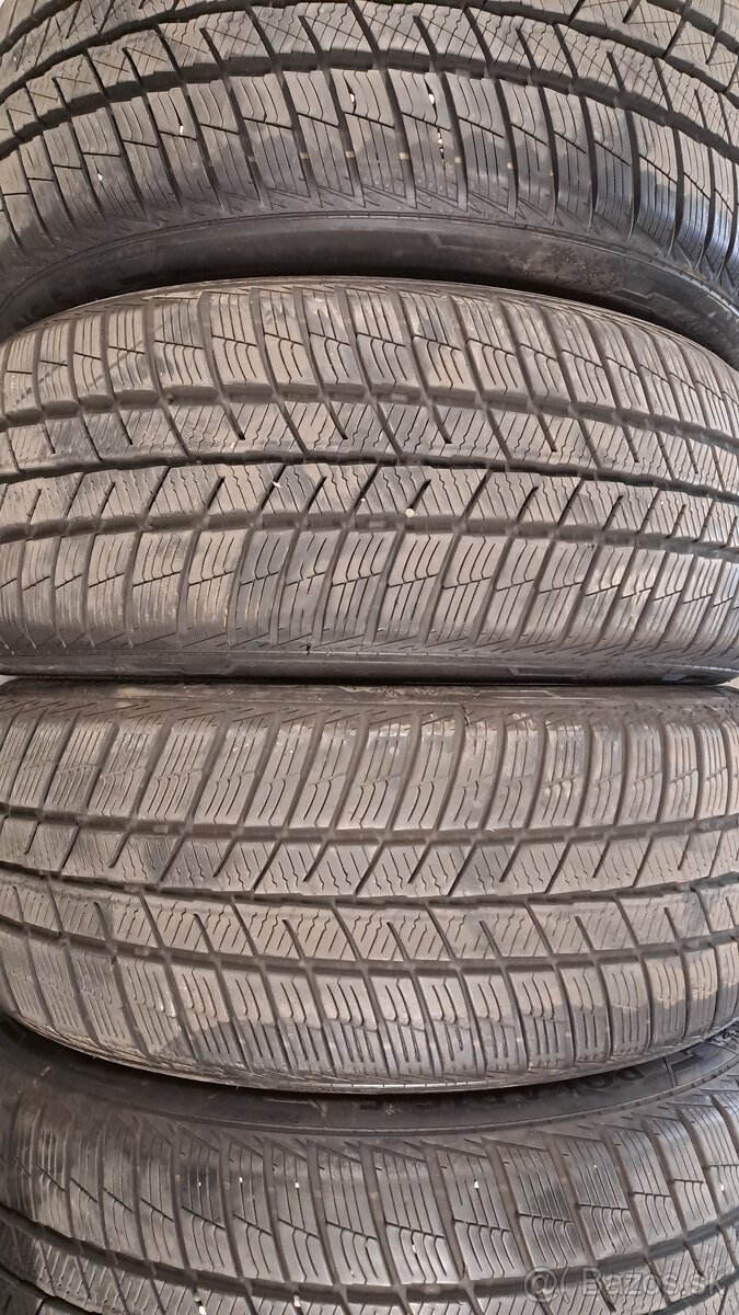 Predám 4ks jazdené zimné 205/55r17-95V Barum