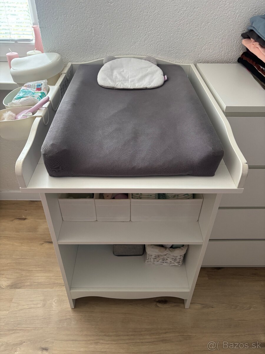 Prebaľovacia komoda Ikea